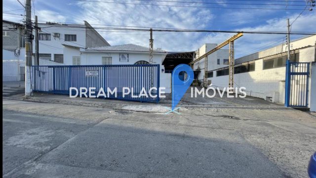 Galpão para Locação, área total 1.200,00 m², área construída 750,00 m², fica no bairro Vila Baby, localizado na cidade de São Paulo / SP, situado na zona Sul, região Santo Amaro e Interlagos, ponto de referência Próximo Shopping Interlagos e Av Nsa Sra do Sabará